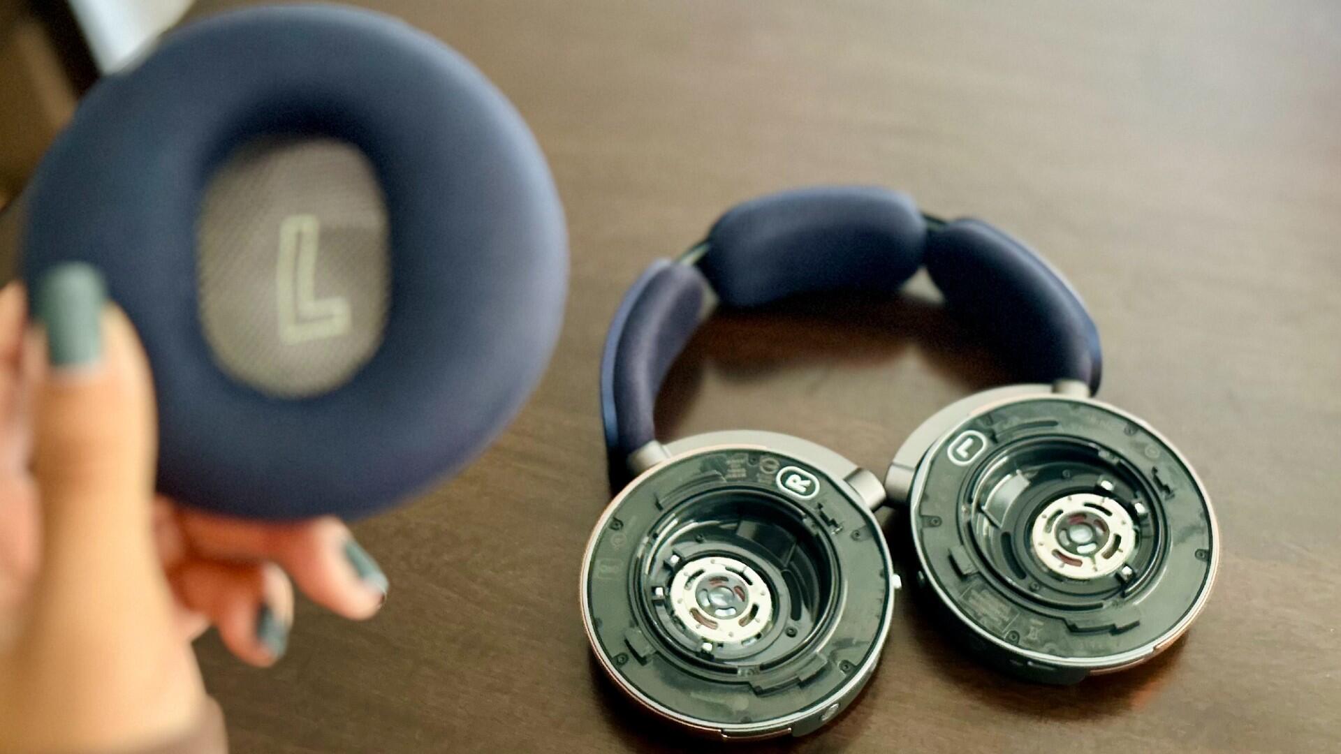 Проверил дорогие флагманские наушники Dyson — они лучше, чем я ожидал