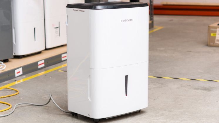 Frigidaire FFAP5034W1