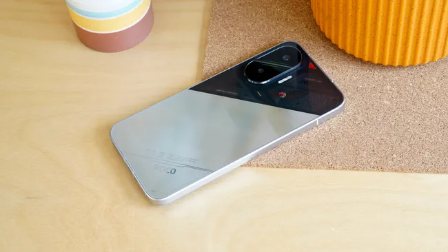 Poco F7
