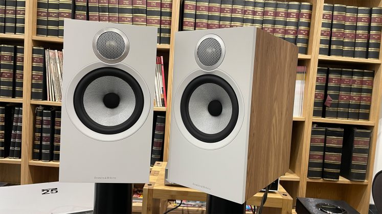 Bowers & Wilkins 606 S3