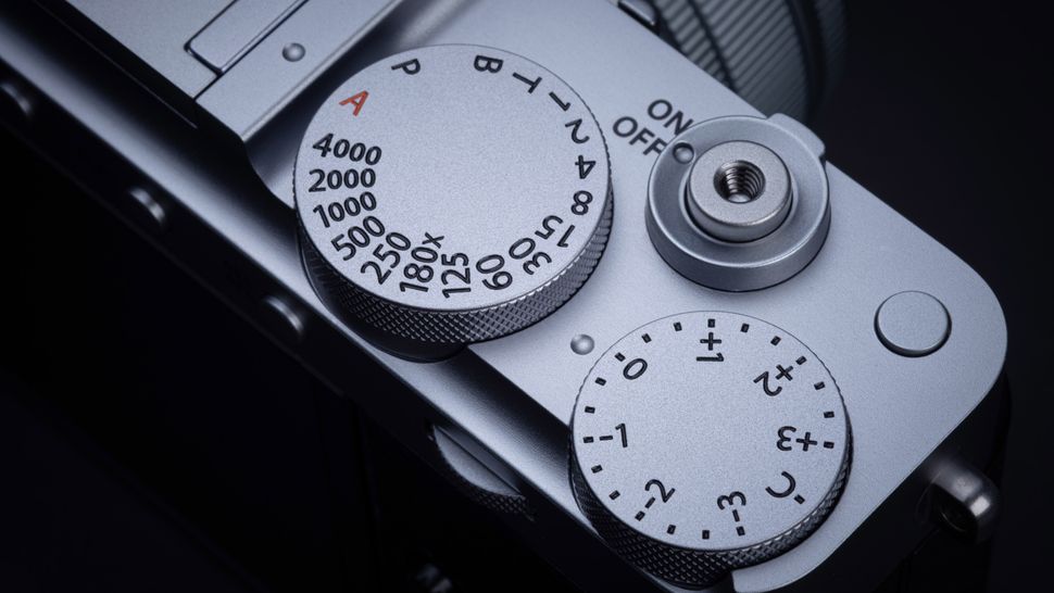 Противостояние Fujifilm X-M5 и X-E5 - это сложный выбор