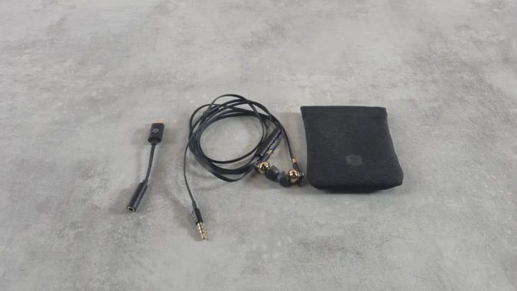 Master & Dynamic ME05