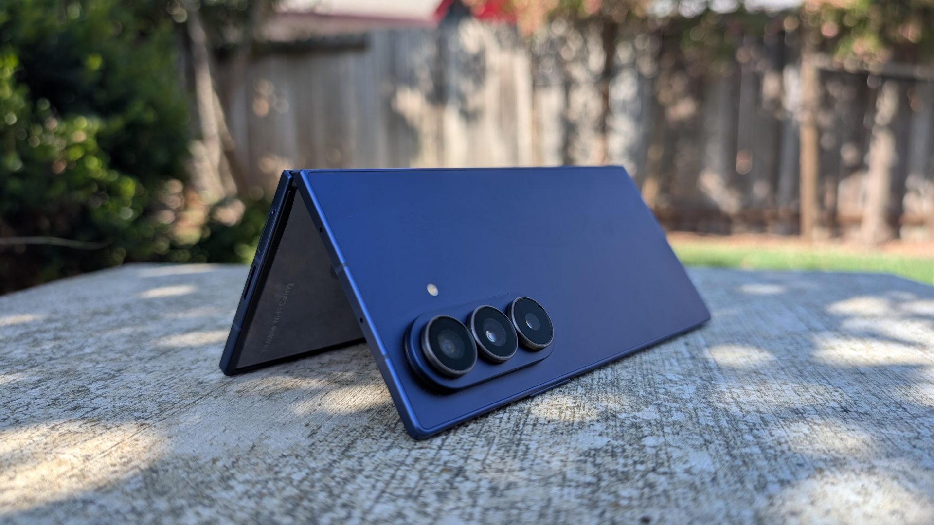 Samsung Z Fold 8 — стоит ждать или это развод? картинка Samsung Z Fold 8 — стоит ждать или это развод?