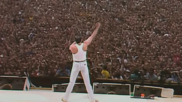 Queen-at-Live-Aid Мы больше никогда не увидим такого шоу, как Live Aid, и во всём виноваты телефоны