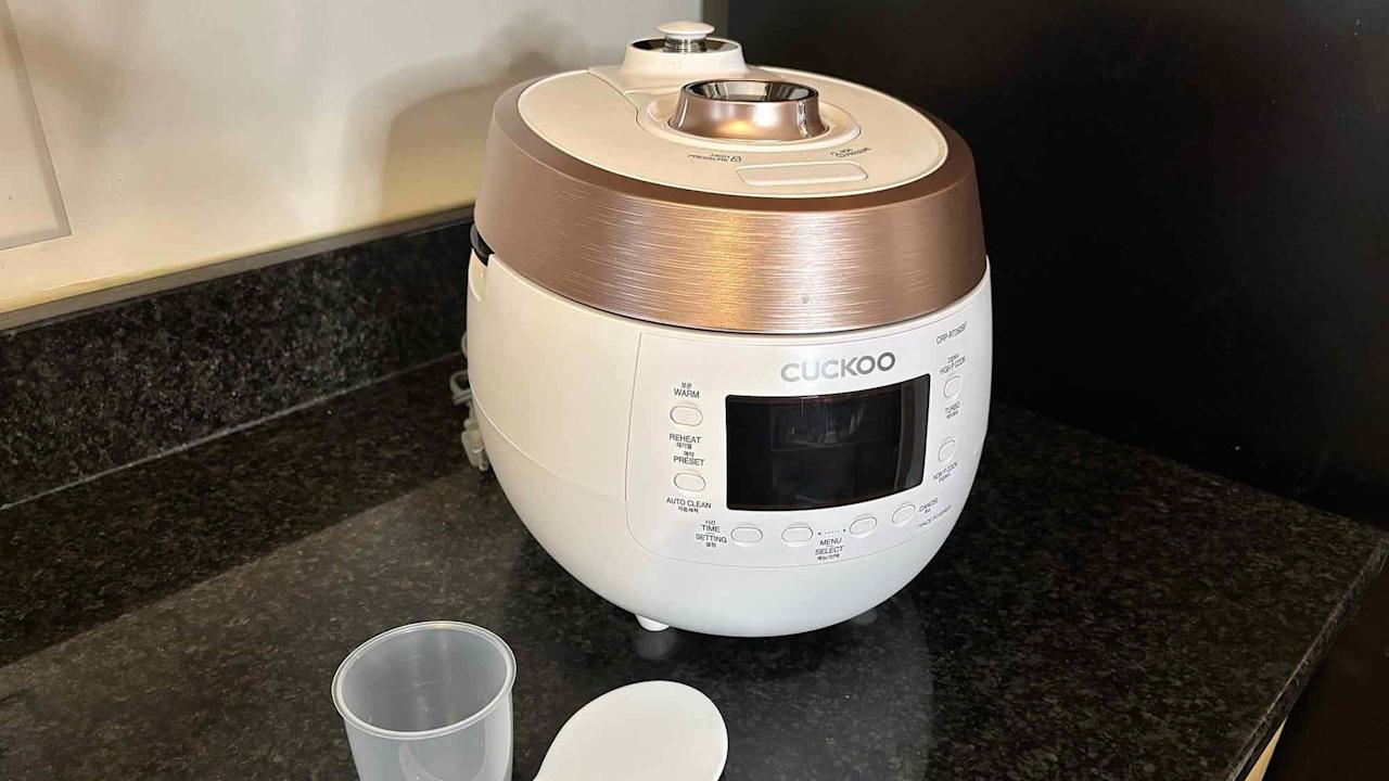 Cuckoo Twin Pressure Rice Cooker CRP-RT0609FW