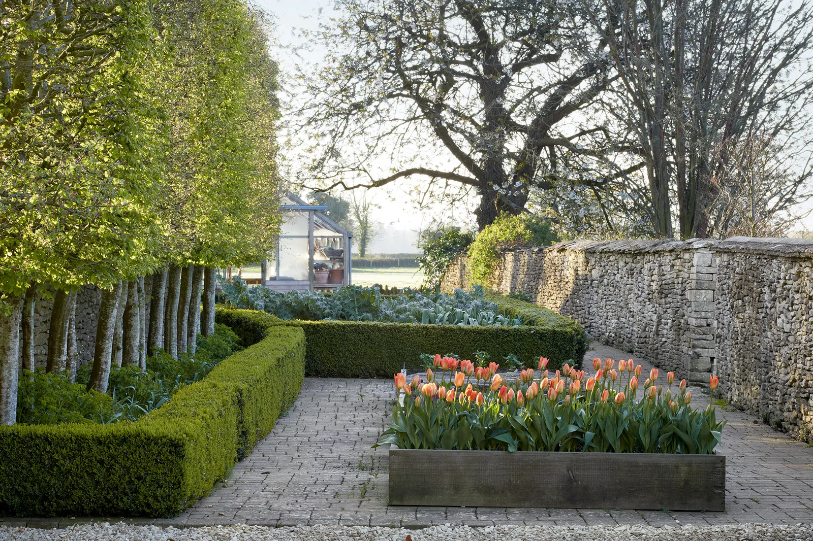 сад в английском стиле 32