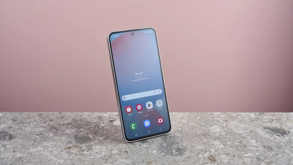 401852Утечка по S25 FE шокирует: эти 2 обновления изменят всё!