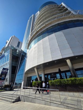 Samsung Galaxy S25 Plus