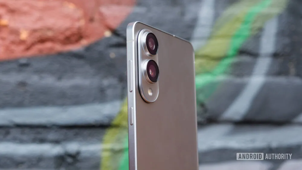 416756Galaxy S26 Edge: слухи о революционном гибриде, который взорвёт рынок