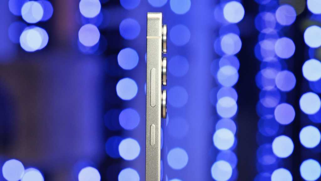 417698Samsung Galaxy S26 Ultra может пойти по пути, противоположному Pixel 10