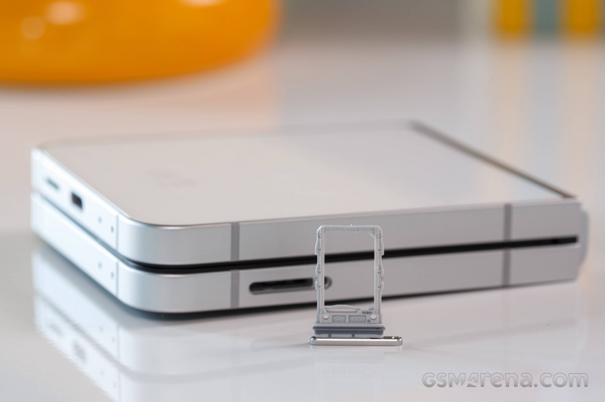 Samsung Galaxy Z Flip7 FE 