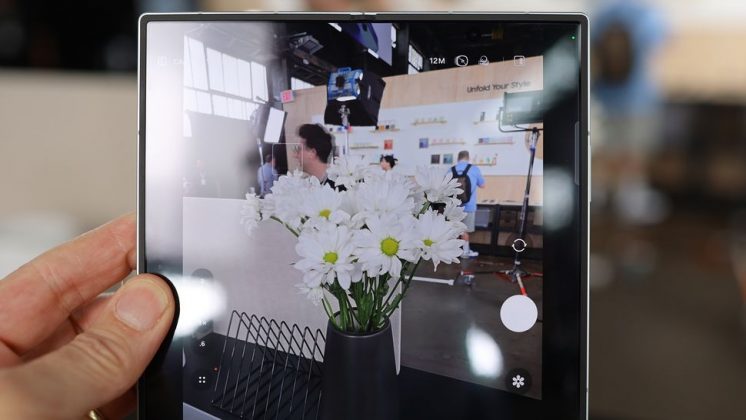 Samsung Galaxy Z Fold 7