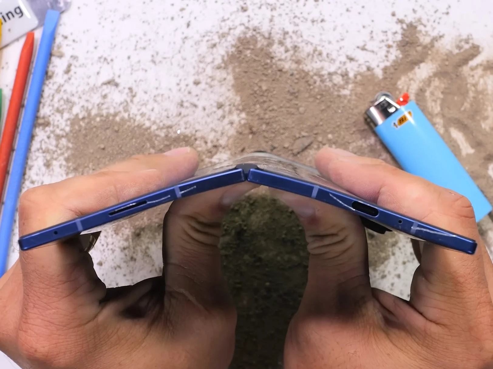 Galaxy Z Fold 7: ультратонкий, но не убиваемый