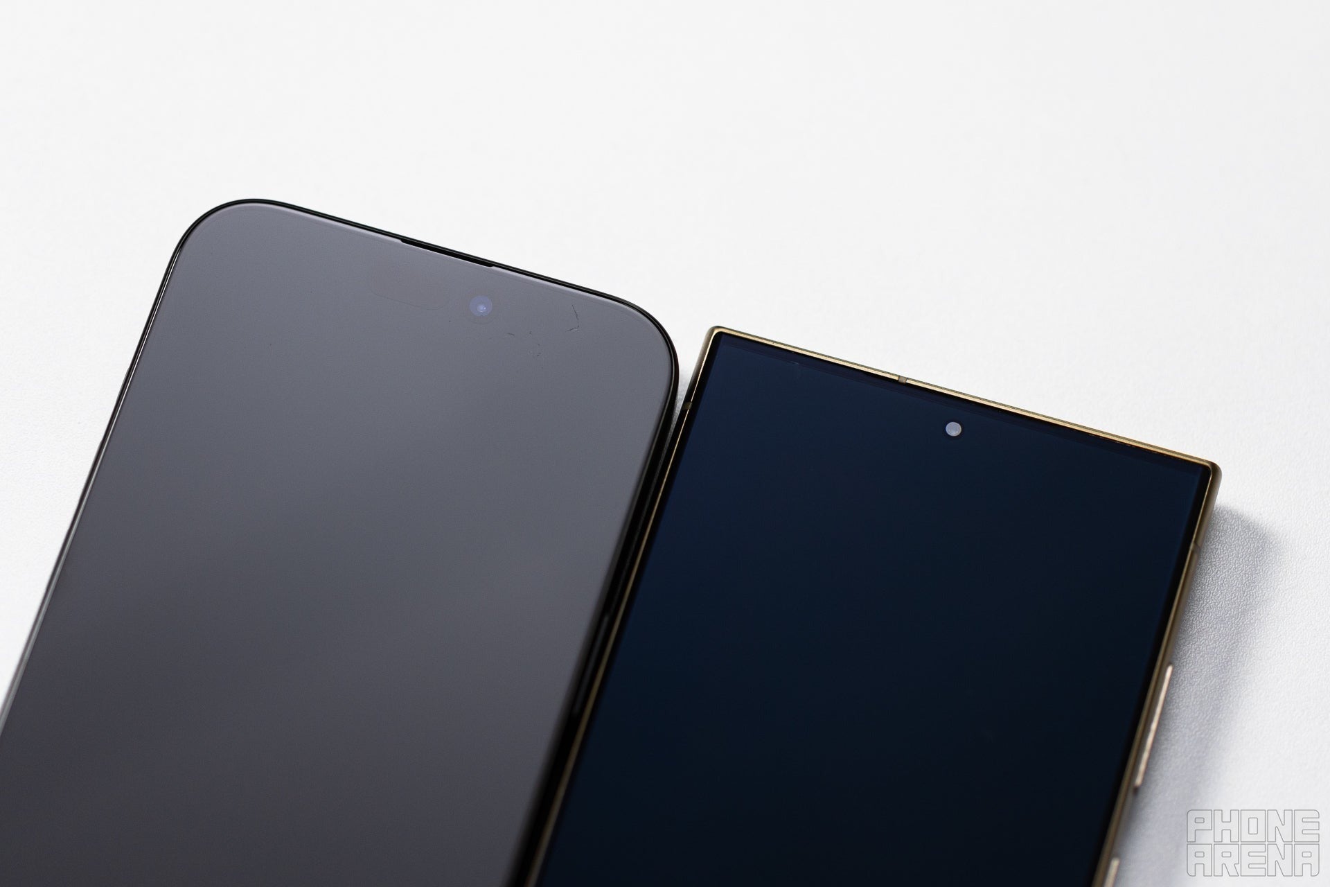 Мне плевать на телефоны 2025 года, я пользуюсь этой старой жемчужиной