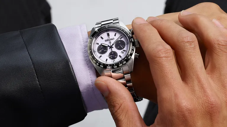 Seiko Speedtimer 2025 — фиолетовый хронограф из Японии картинка Seiko Speedtimer 2025