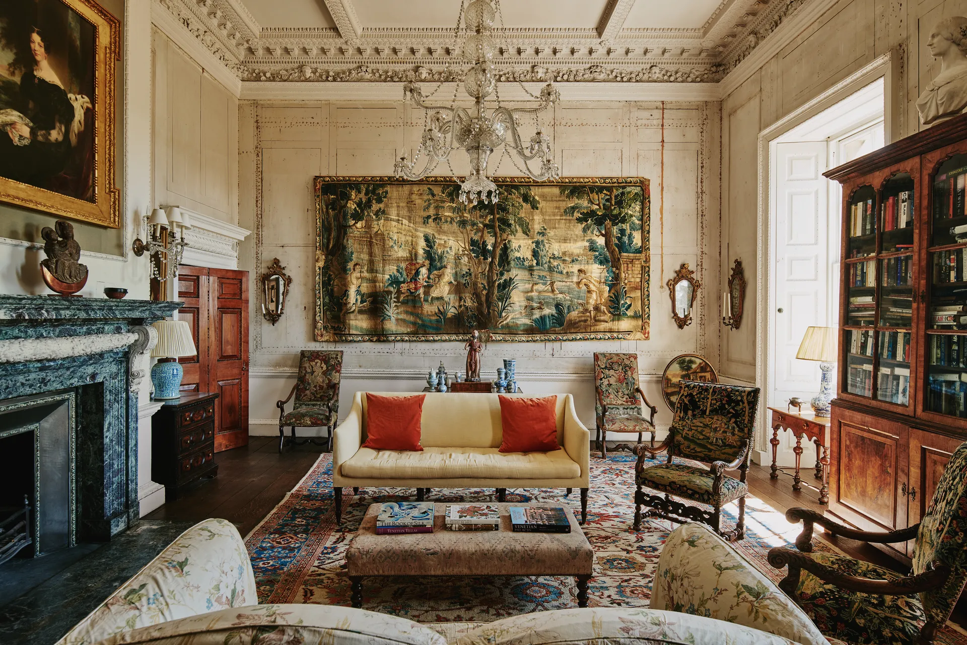 Гостиная мечты: 103 стильных решения, которые украсят любой интерьер картинка Гостиная