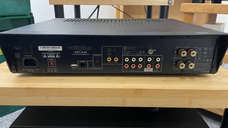 Arcam A15