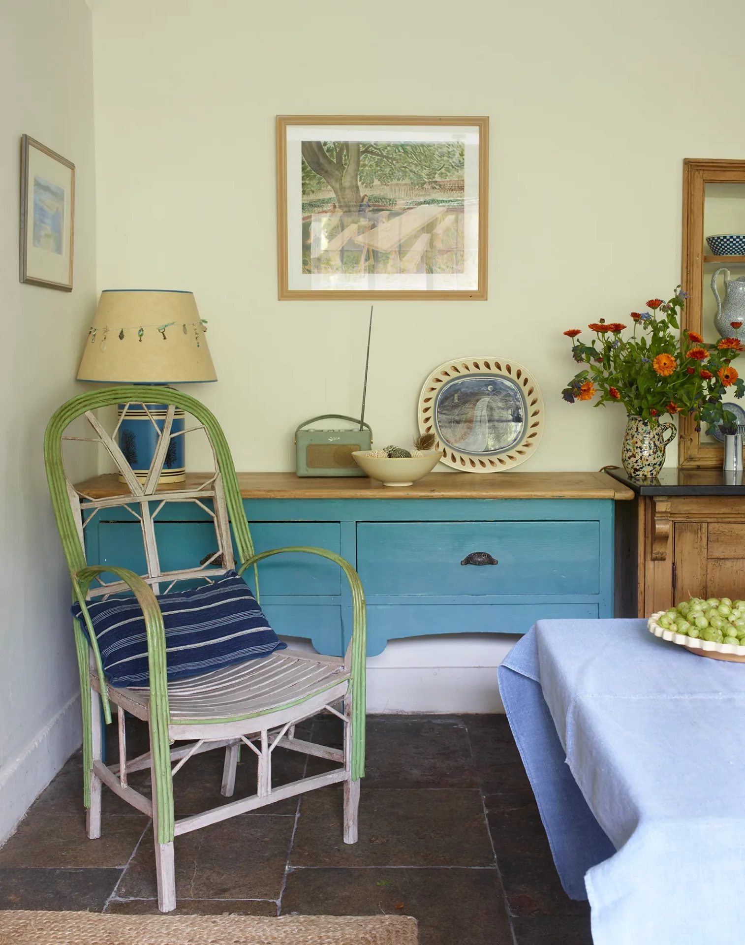 Сказочно красивый дом приходского священника на окраине деревни в Дорсете