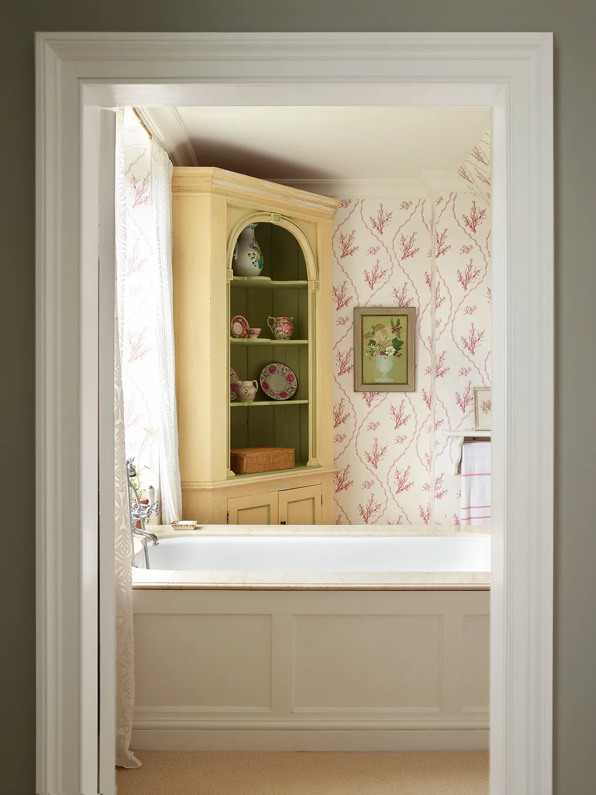 Сказочно красивый дом приходского священника на окраине деревни в Дорсете