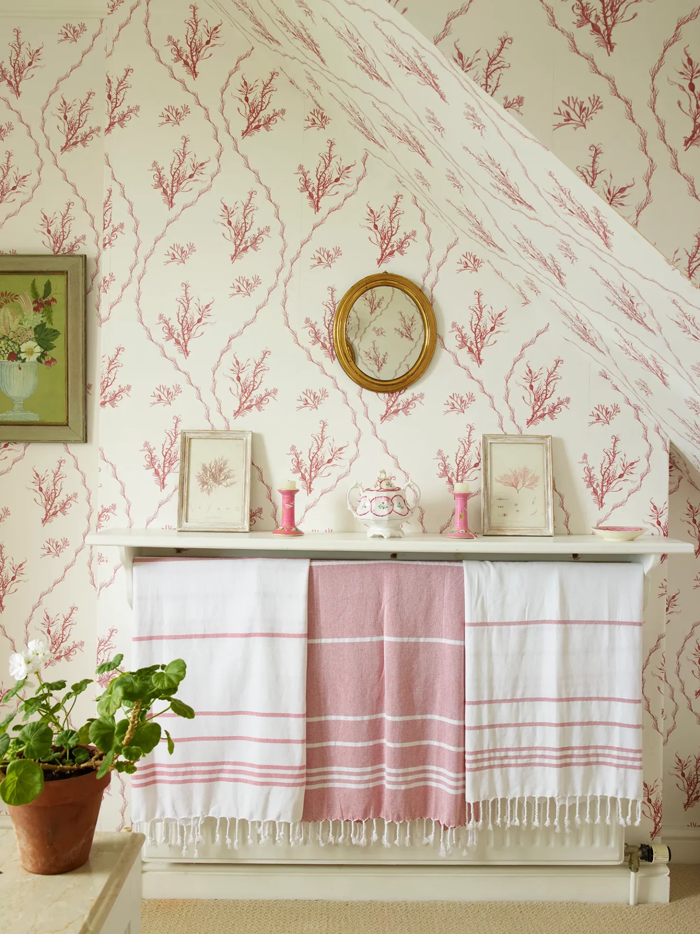 Сказочно красивый дом приходского священника на окраине деревни в Дорсете