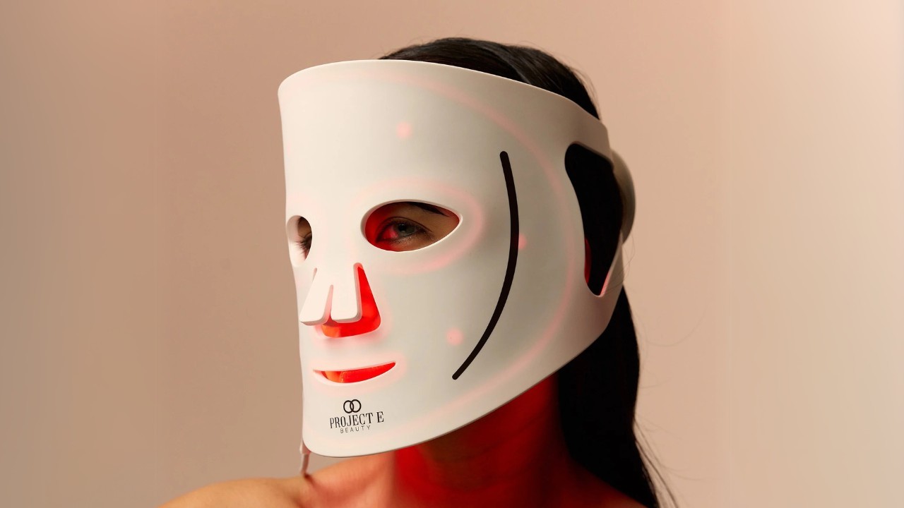 Project E Beauty Lumalux Face Pro LED Light Therapy Mask