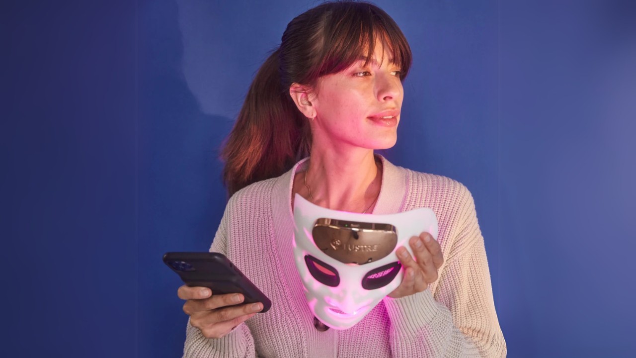 Lustre ClearSkin Renew Pro Facewear