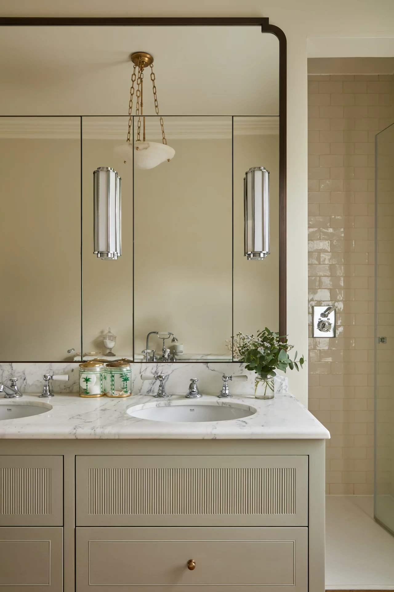 Выбор элиты: самые шикарные ванные комнаты от инсайдеров House & Garden