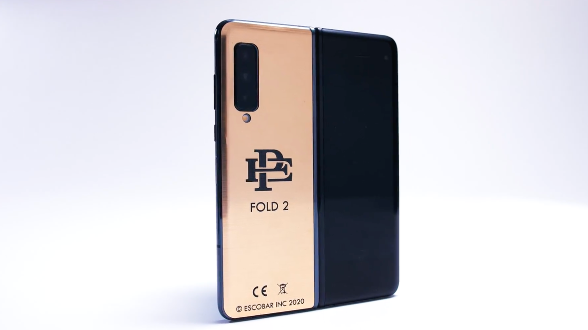 415763Афера с позолоченными Escobar Phone накрылась — создателю грозит тюрьма