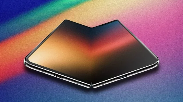 iPhone Fold ещё не представили, а он уже проигрывает Galaxy Z Fold 7
