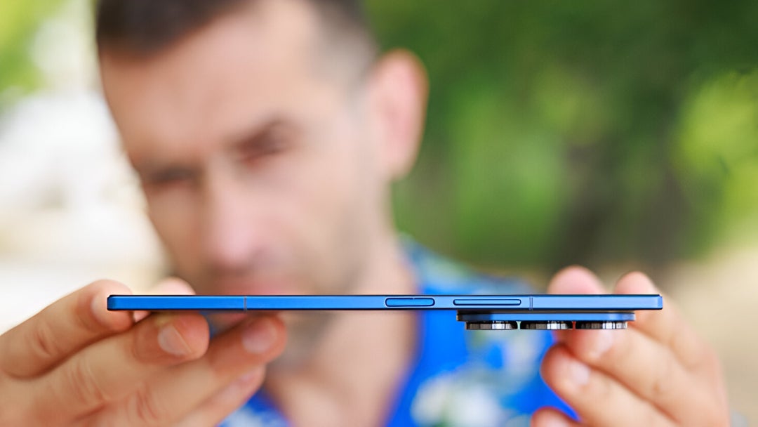 419066Вот почему некоторые экземпляры Samsung Galaxy Z Fold 7 не раскрываются полностью