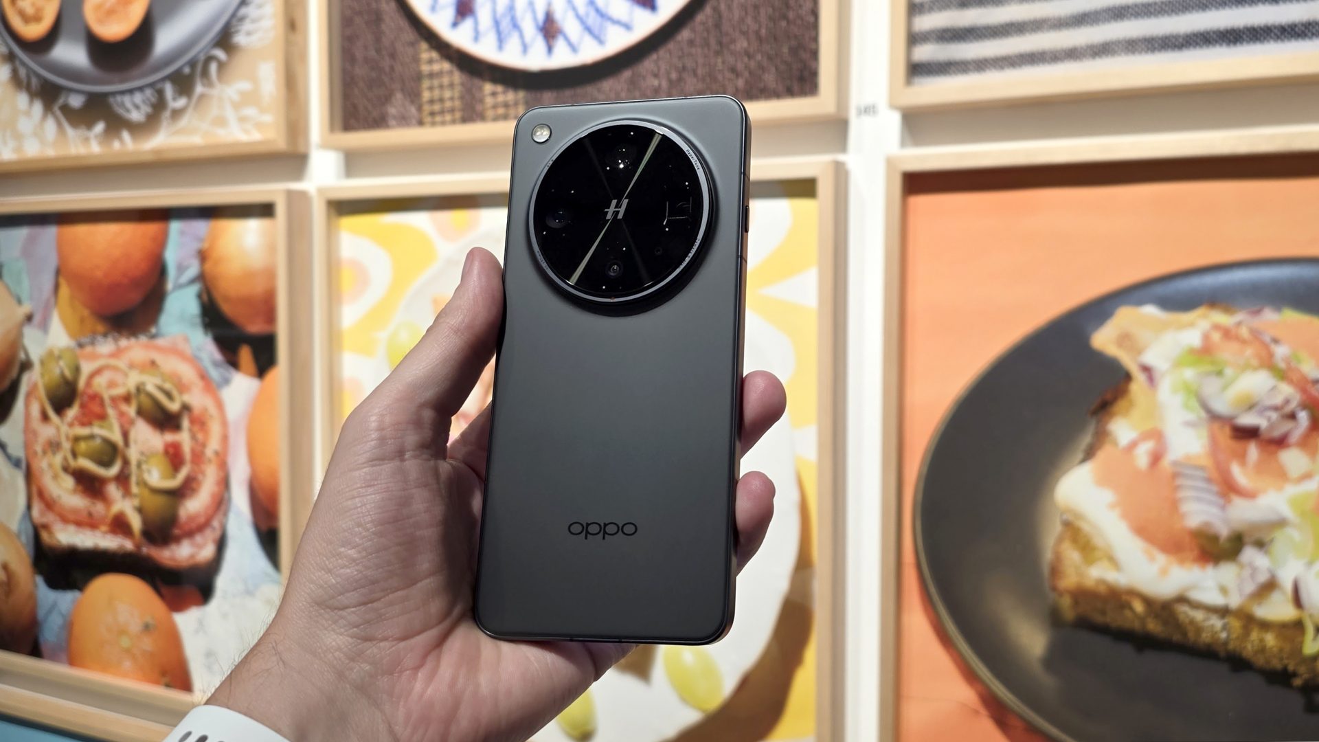 Я протестировал будущее телефонных камер, но оно не от Samsung или Apple