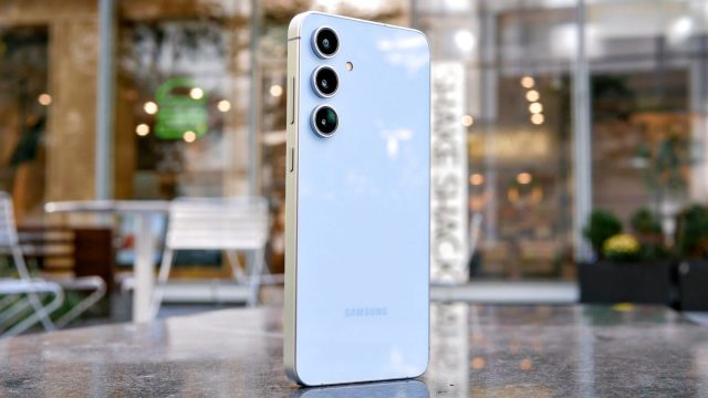 Забудьте о складных устройствах — в сеть попали реальные изображения Samsung Galaxy S25 FE, а не рендеры