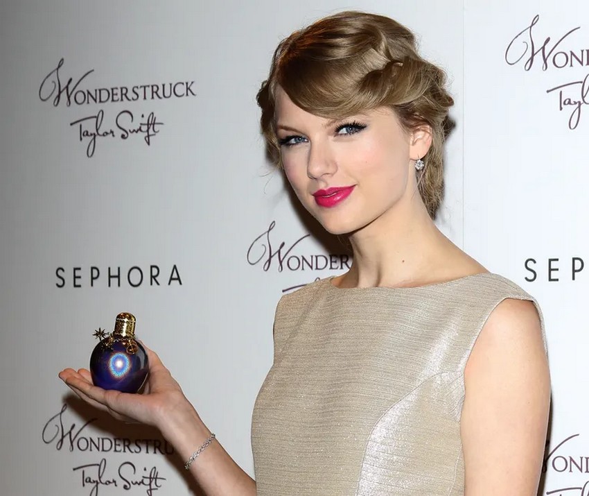 "Wonderstruck Eau de Parfum" от Тейлор Свифт