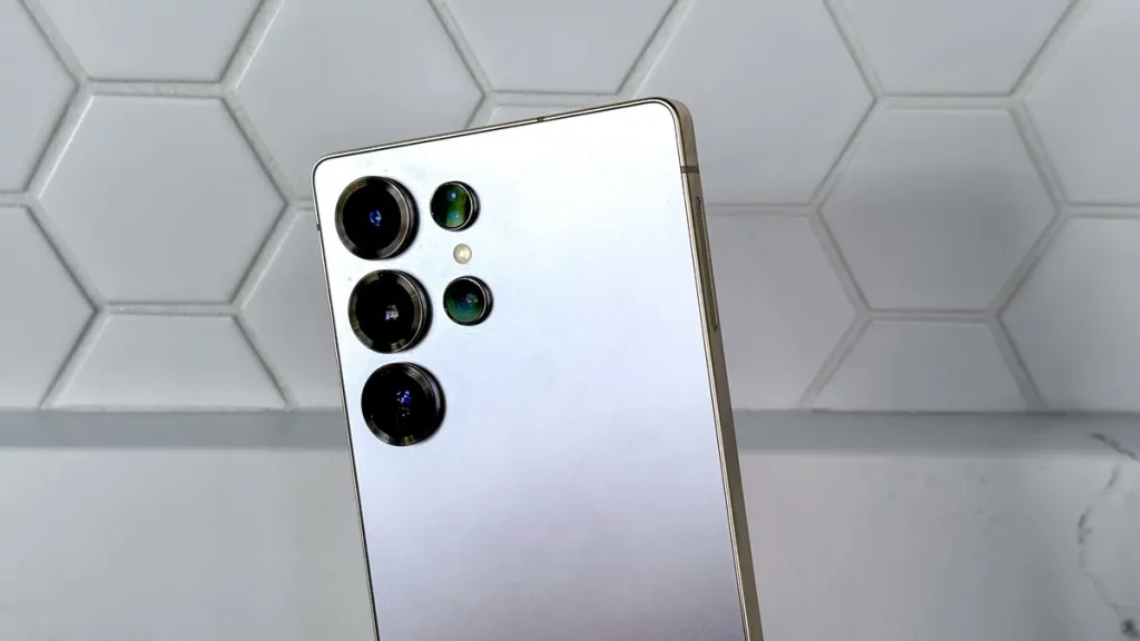 Водонепроницаемые телефон