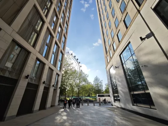 Обзор Xiaomi 15: функционален во всех отношениях фото