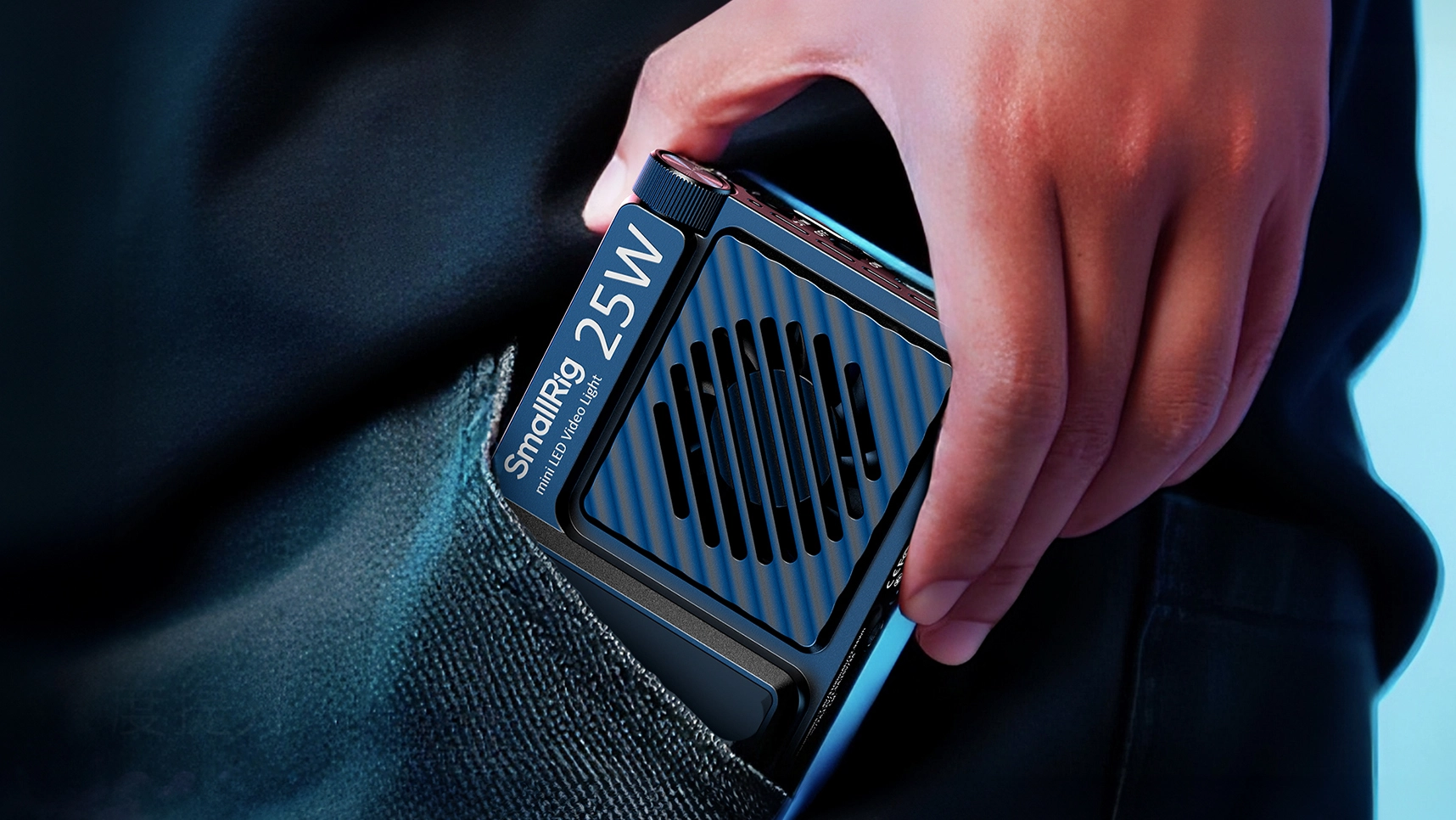 404096SmallRig выпустил новый карманный LED-свет — я уже взял сразу два!