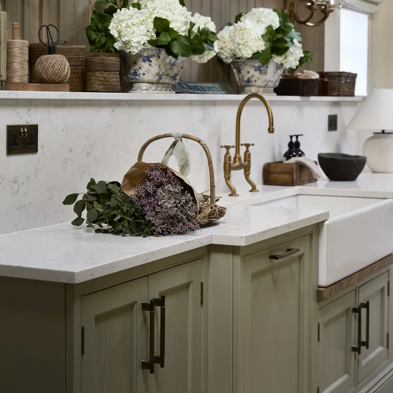 6 способов создать на кухне атмосферу ностальгии — и это секрет того, как сделать ваше пространство по-настоящему уютным