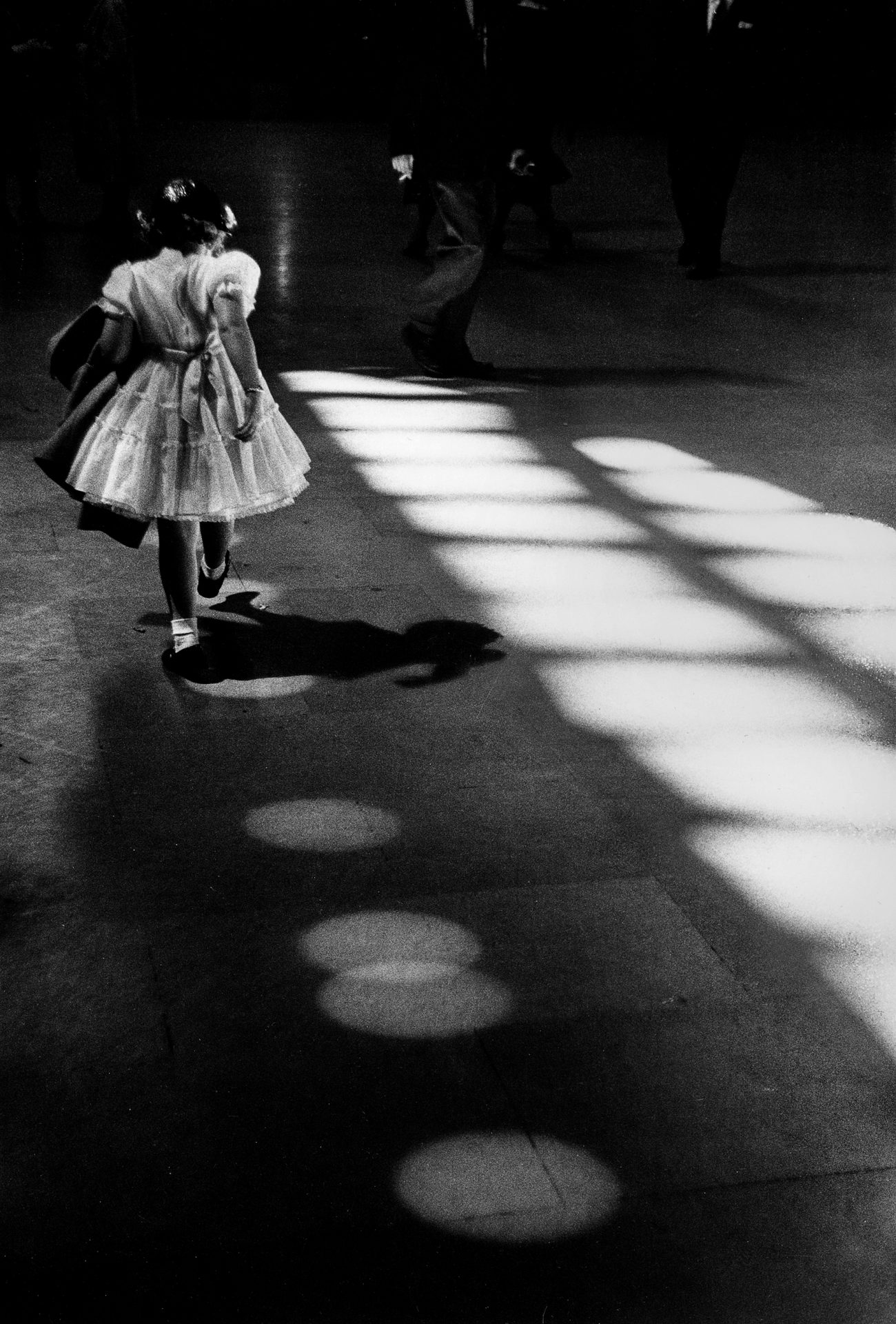 Если вы хотите научиться уличной фотографии, вам нужно изучить работы Луи Штеттнера