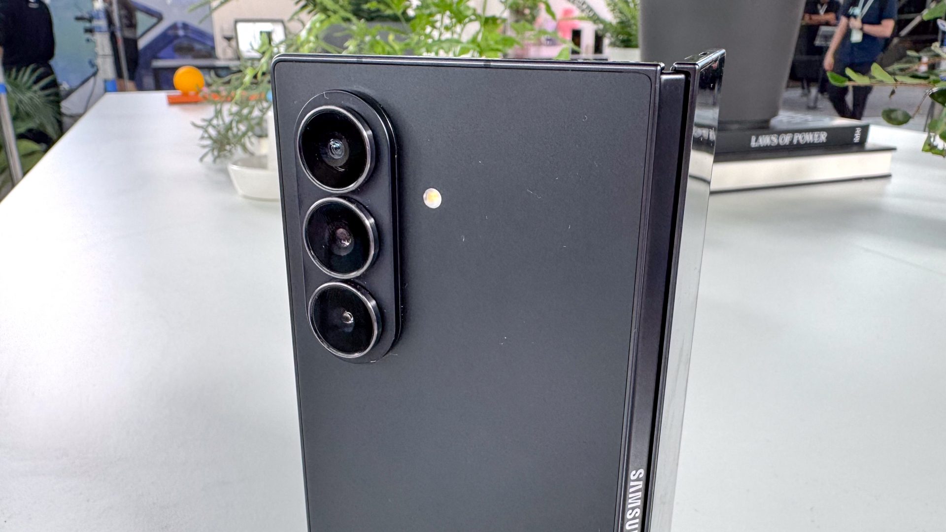 Samsung Galaxy Z Fold 7: 5 причин купить (и 3 причины не покупать)