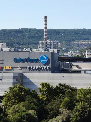 Nothing Phone (3) vs Nothing Phone (3a) Pro: флагман против середнячка фото