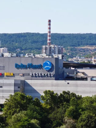 Nothing Phone (3) vs Nothing Phone (3a) Pro: флагман против середнячка фото