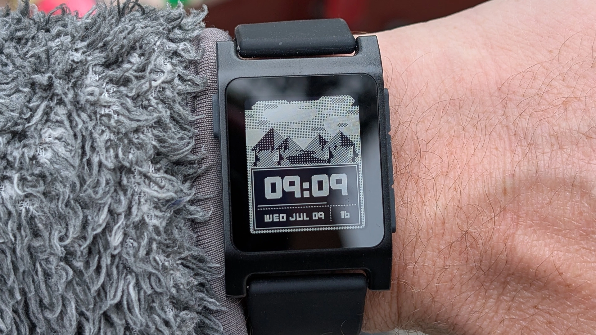 Pebble воскресли – но смогут ли они конкурировать с Apple Watch?