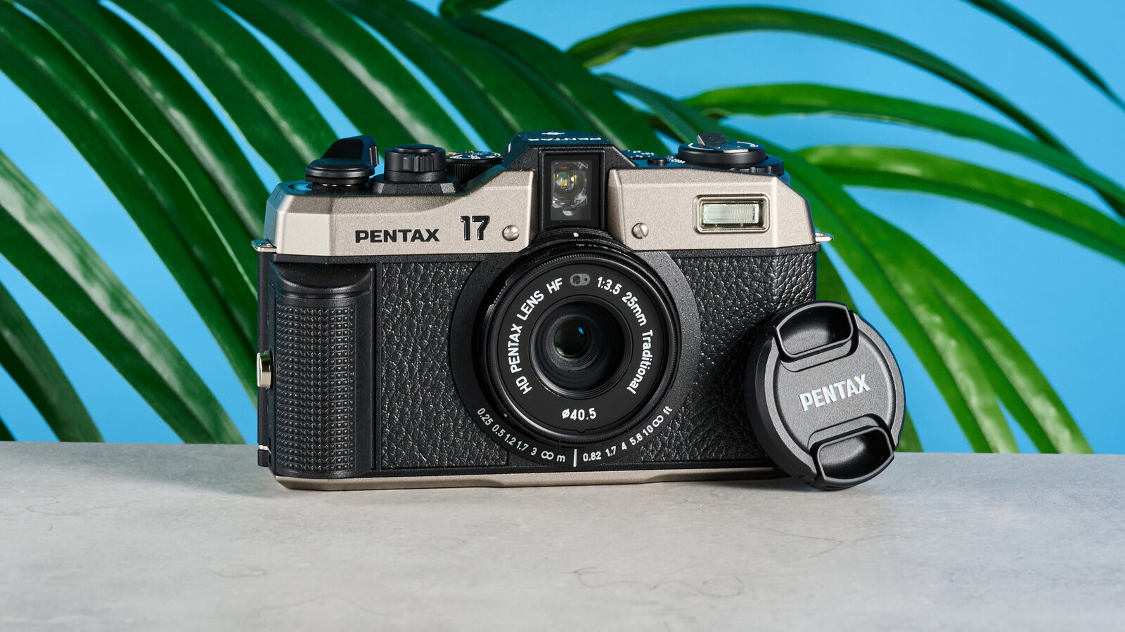 Pentax 17