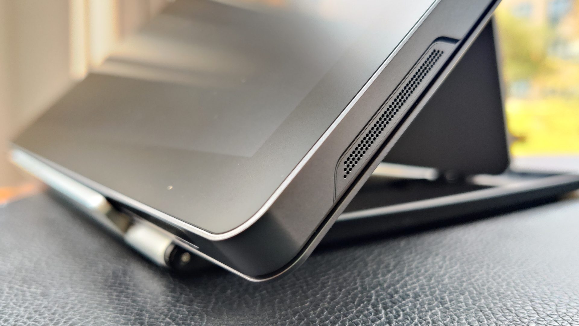 Huion Kamvas Studio 16