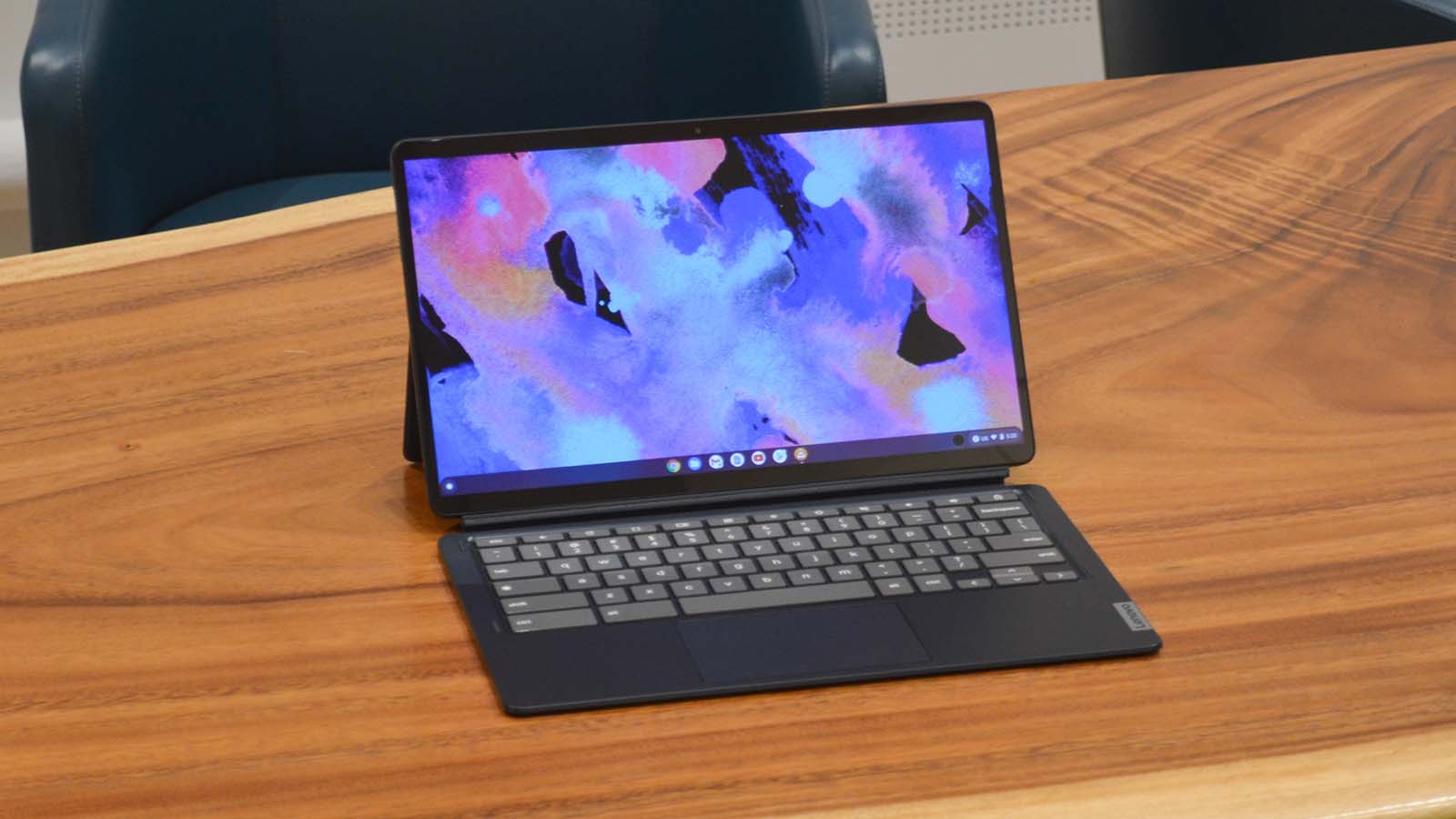 Lenovo IdeaPad Duet 5 Chromebook