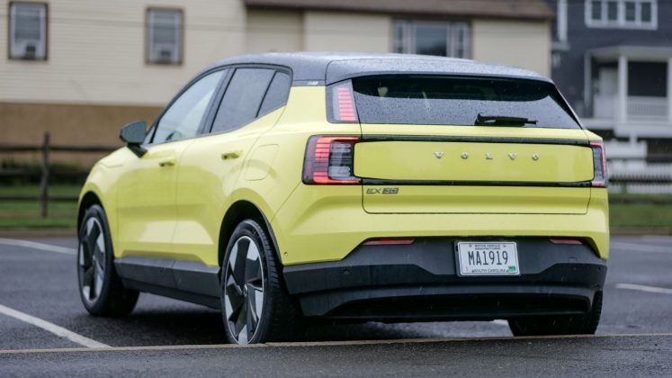 Volvo EX30