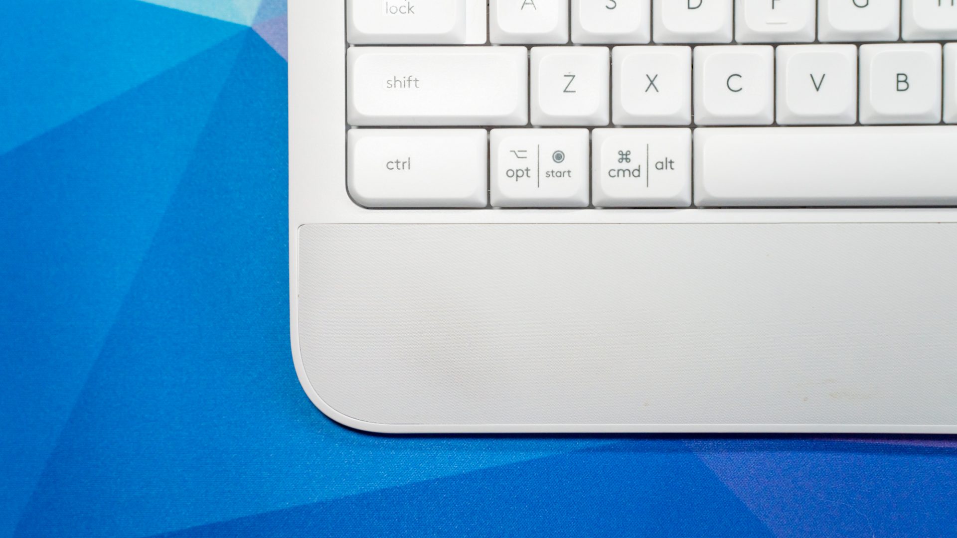 Logitech Signature K650