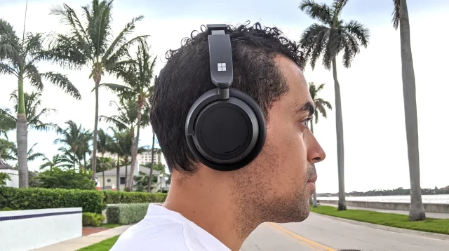 Microsoft Surface Headphones 2