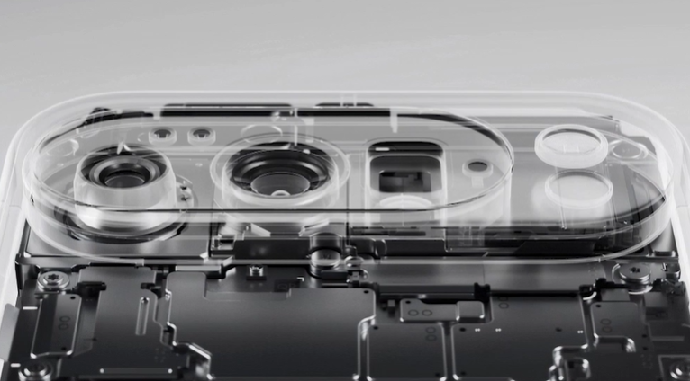 Google зажигает: 10 главных анонсов с презентации Pixel 10 — от тотального ИИ до прощания с SIM-картами