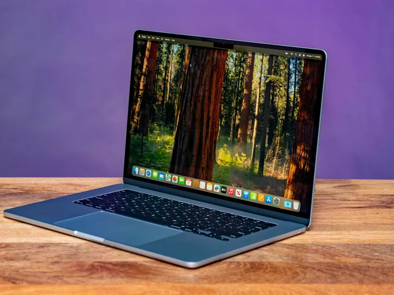 Apple MacBook Air M4 (15 дюймов, 2025)